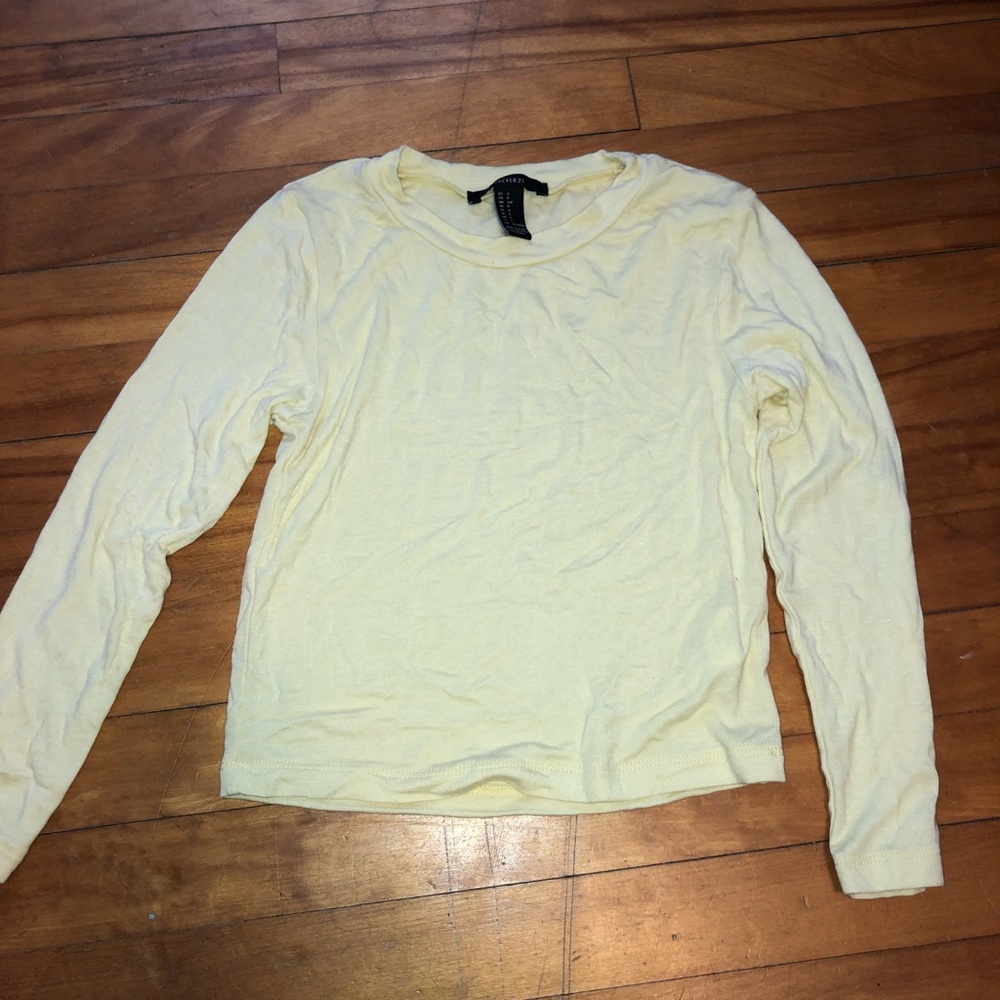 Pastel Yellow Long Sleeve Crop